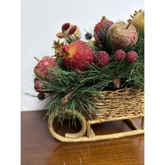 Vintage Gold Santas Sleigh Wicker‎ Centerpiece With Packages &Faux Pine Cones - Picture 2 of 10